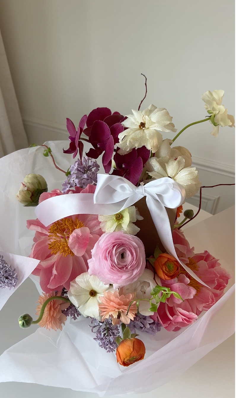 Designer's Choice Vase Arrangement